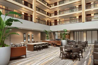 Photo 2 - Embassy Suites by Hilton Cleveland Rockside