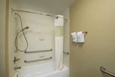 Photo 4 - Hampton Inn Cornelia