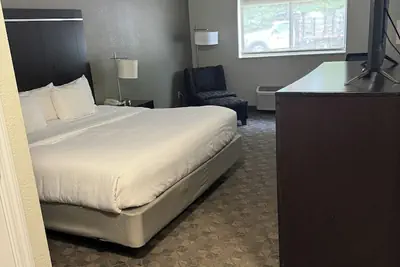 Photo 4 - Comfort Inn Huntington near University area
