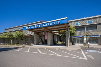 Photo 2 - Inn at Port Gardner-Everett Waterfront, an Ascend Collection Hotel