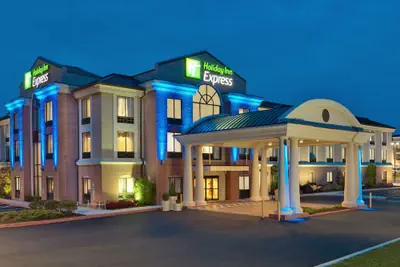 Photo 2 - Holiday Inn Express & Suites Quakertown - Allentown Area by IHG