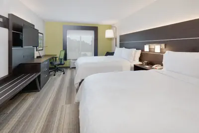 Photo 5 - Holiday Inn Express & Suites Dublin by IHG