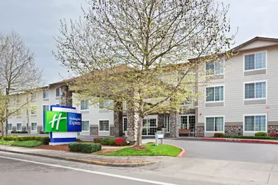 Photo 2 - Holiday Inn Express Corvallis-On the River by IHG