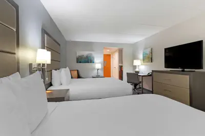 Photo 5 - Best Western Plus McAllen Airport Hotel