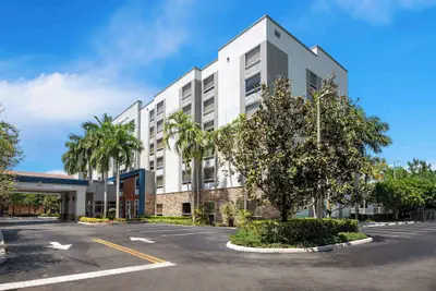 Photo 2 - Hampton Inn Weston Ft. Lauderdale