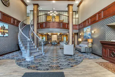 Photo 4 - Comfort Suites Southgate-Detroit