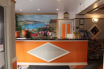 Photo 5 - Layne Hotel