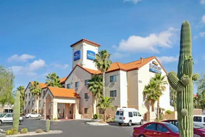 Photo 2 - Baymont by Wyndham Tucson Airport