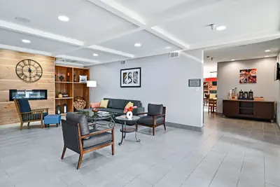 Photo 3 - Country Inn & Suites by Radisson, Bloomington-Normal Airport, IL