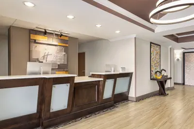 Photo 2 - Holiday Inn Express & Suites Live Oak by IHG