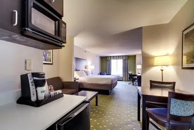 Photo 5 - Holiday Inn Express & Suites Live Oak by IHG