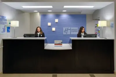 Photo 3 - Holiday Inn Express Hotel & Suites Meadowlands Area by IHG