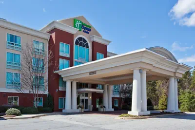 Photo 2 - Holiday Inn Express & Suites Greenville-I-85 & Woodruff Rd by IHG