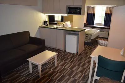 Photo 5 - Stay Express Inn & Suites Atlanta