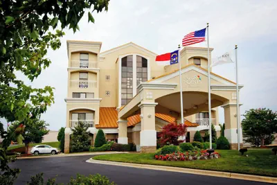 Photo 2 - Four Points by Sheraton Charlotte - Pineville