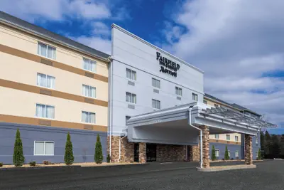 Photo 2 - Fairfield by Marriott Inn & Suites Uncasville Mohegan Sun Area