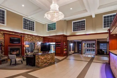 Photo 3 - Best Western Plus Vancouver Mall Dr. Hotel & Suites
