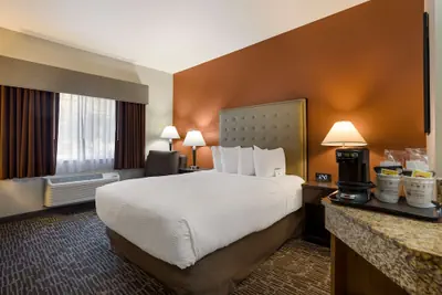 Photo 2 - Best Western Northwest Lodge