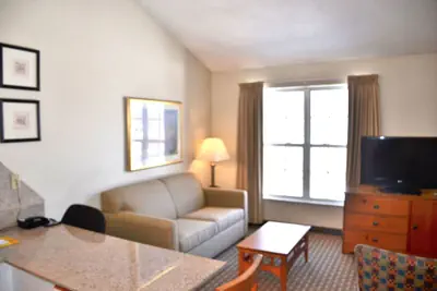 Photo 5 - Cresthill Suites Syracuse