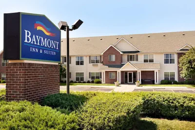 Photo 2 - Baymont by Wyndham Wichita East