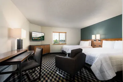 Photo 4 - MCM Elegante Suites
