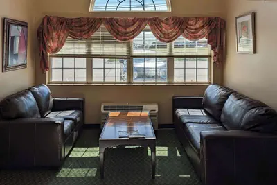 Photo 4 - St Clair Inn and Suites