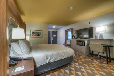 Photo 4 - Holiday Inn Tacoma Mall by IHG