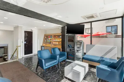 Photo 4 - Quality Inn JFK Airport Rockaway Blvd