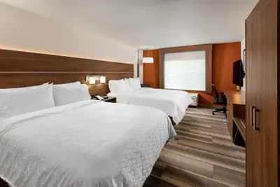 Photo 5 - Holiday Inn Express Chapel Hill by IHG