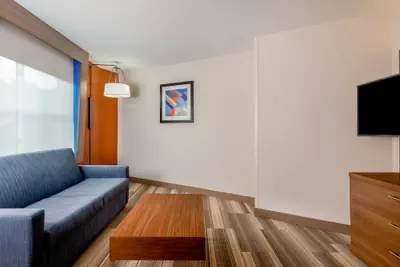 Photo 4 - Holiday Inn Express Chapel Hill by IHG