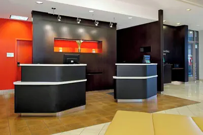 Photo 4 - Courtyard by Marriott Oakland Downtown