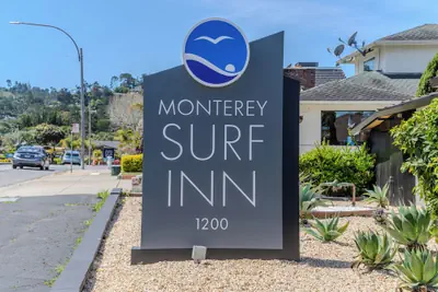 Photo 2 - Monterey Surf Inn