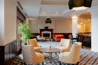 Photo 5 - French Quarter Inn
