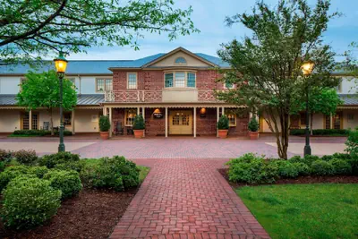 Photo 2 - Williamsburg Lodge, Autograph Collection