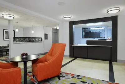 Photo 3 - Candlewood Suites Rogers / Bentonville by IHG