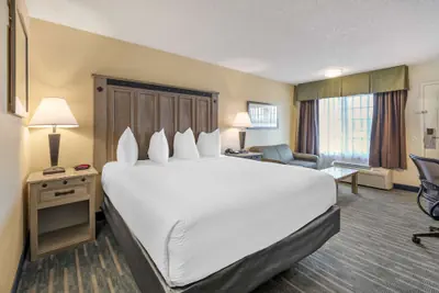 Photo 5 - Best Western Americana Inn
