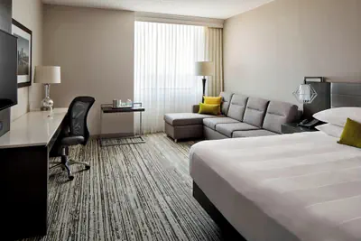 Photo 5 - Marriott Hartford/Windsor Airport