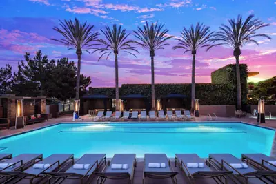 Photo 2 - San Diego Marriott Del Mar
