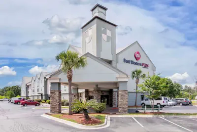 Photo 2 - Best Western Savannah Airport Inn & Suites