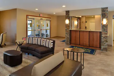 Photo 4 - MainStay Suites Fargo - I-94 Medical Center