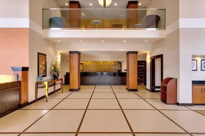 Photo 4 - Fairfield Inn & Suites by Marriott San Francisco Airport