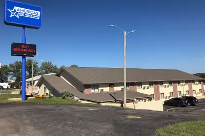 Photo 2 - Americas Best Value Inn Beatrice