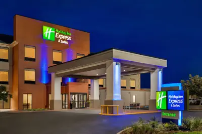 Photo 2 - Holiday Inn Express & Suites Opelousas by IHG