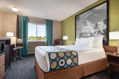 Photo 4 - Super 8 by Wyndham Sioux Falls