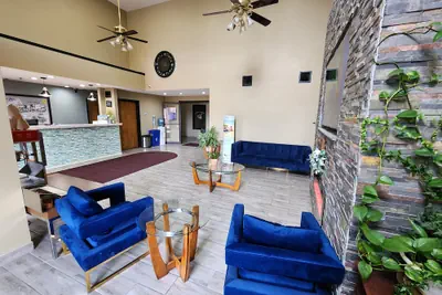 Photo 2 - Super 8 by Wyndham Pine Bluff