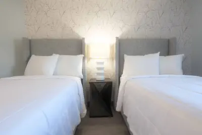 Photo 5 - Westborough Inn