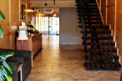 Photo 4 - Americas Best Value Inn Kelso