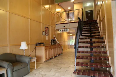 Photo 5 - Americas Best Value Inn Kelso
