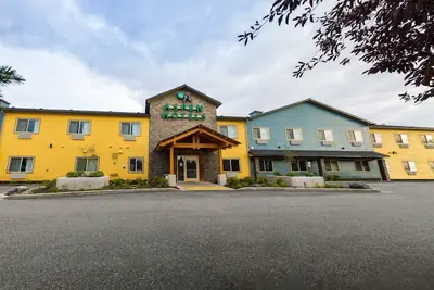Photo 2 - Aspen Hotel Soldotna