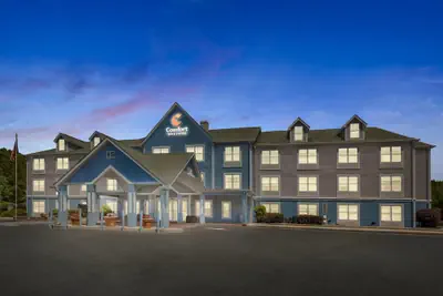 Photo 2 - Comfort Inn & Suites Rome South